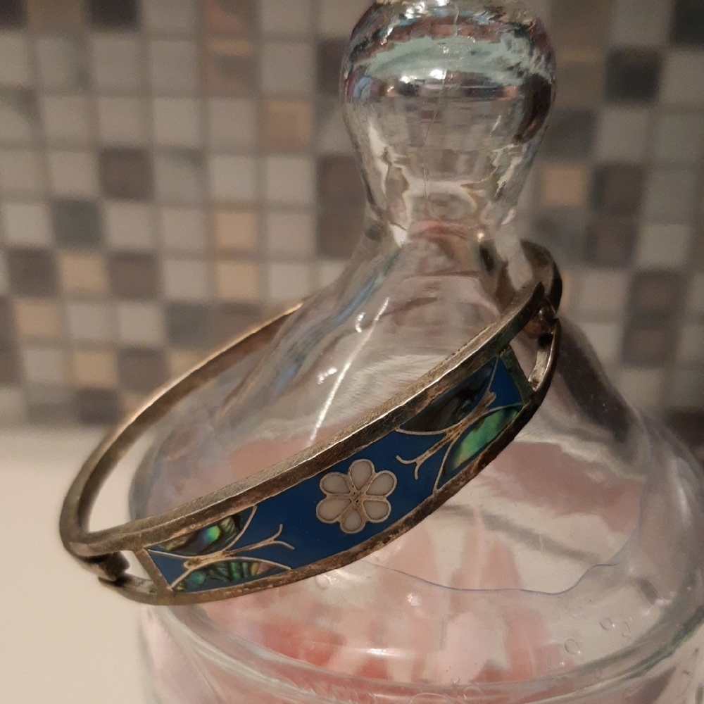Elegant Blue and Silver Bangle Bracelet